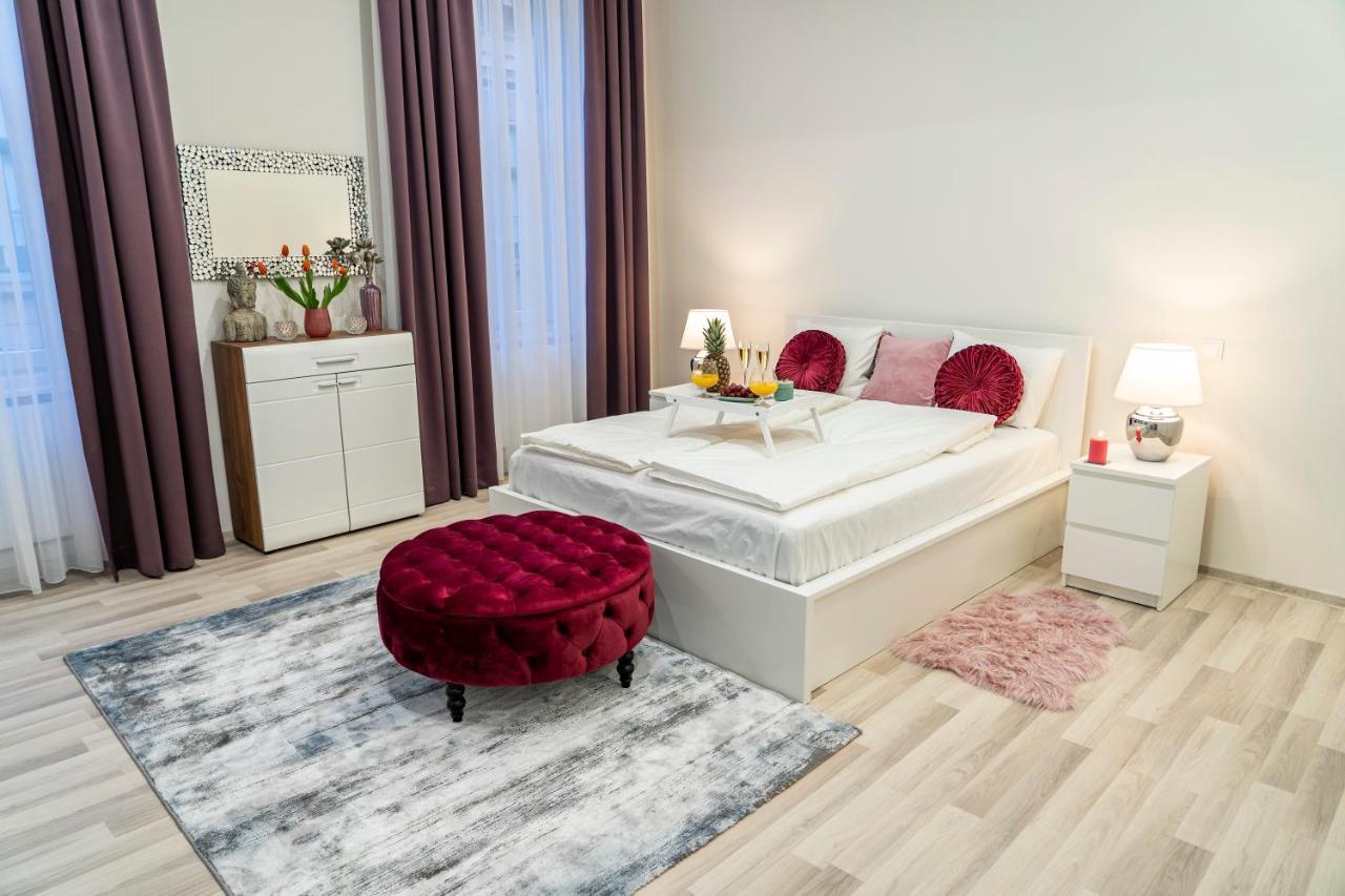 City Centre Deluxe Apartments Budapest Exterior foto
